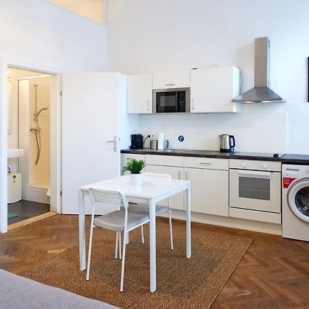 Nice Studio Close To Metro III Vienna Exterior photo