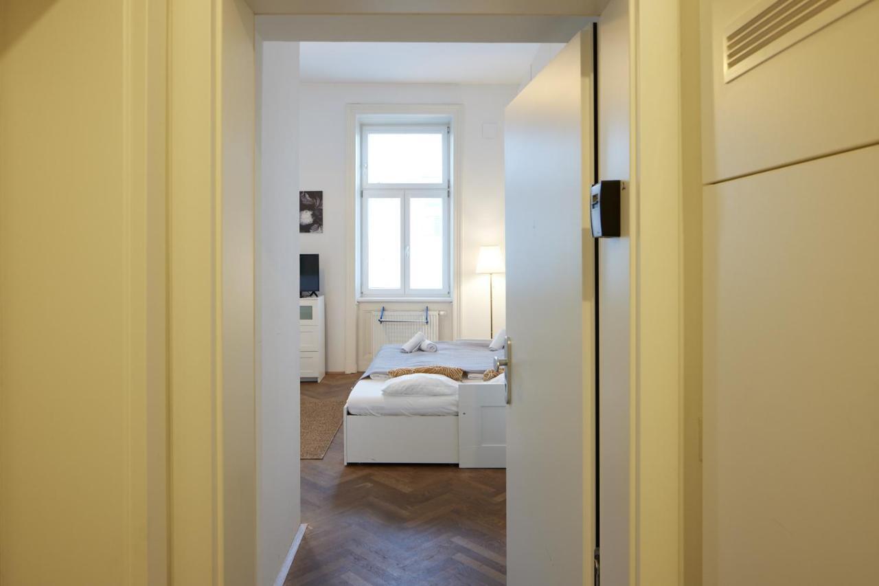 Nice Studio Close To Metro III Vienna Exterior photo